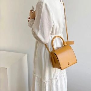 Vegan Leather Box Bag - Tan